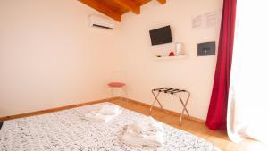 Φωτογραφία από το άλμπουμ του Spapparra B&B σε Càbras +37 φωτογραφίες