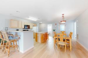 Gallery image of The Palms - 36525 Palm #5201 in Rehoboth Beach
