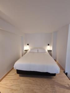 Posteľ alebo postele v izbe v ubytovaní Kabialde Apartamentuak TSS00134
