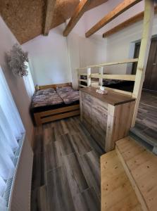Posteľ alebo postele v izbe v ubytovaní Apartmán u kolejí II