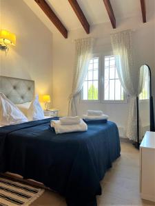 Posteľ alebo postele v izbe v ubytovaní Vista Bahia II Apartment