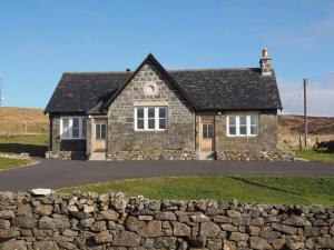 Gallery image of Achmore Schoolhouse in Stornoway