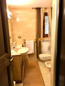 A bathroom at Casa Vacanze Neri