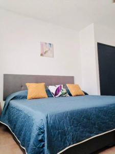 Letto o letti in una camera di Hermosa casa Tuxpan con Aire Acondicionado 2BED 1BATH