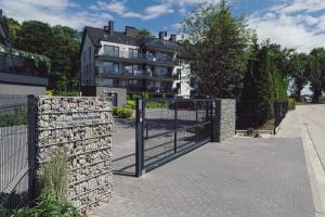 Budova, v ktorej sa apartmán nachádza