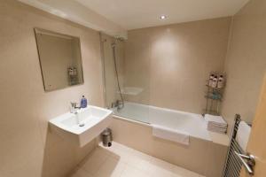 Gallery image of North Laine Deluxe Apartment sleeps 6 in Brighton & Hove