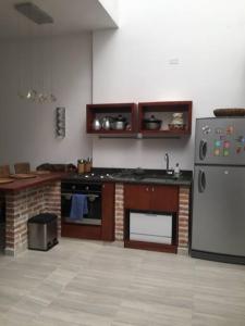 Кухня або міні-кухня у Apto duplex tipo loft hermoso y perfecto para hospedarme