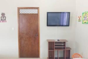 TV a/nebo společenská místnost v ubytování Chrisanns Hidden Cove 2 bedroom