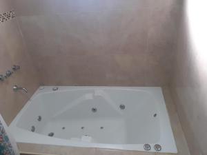 Et badeværelse på Lo de Cheo