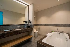Um banheiro em Anara Airport Hotel