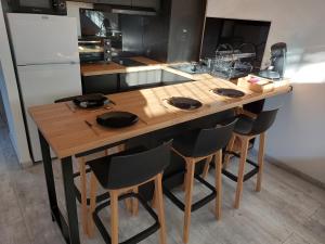 Zdjęcie z galerii obiektu appartement T2 AGDE centre à 10 mn des plages w mieście Agde
