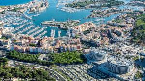 Zdjęcie z galerii obiektu appartement T2 AGDE centre à 10 mn des plages w mieście Agde