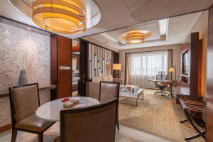 Posezení v ubytování Grand Pacific Hotel Ningbo