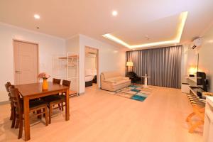 Χώρος καθιστικού στο T Shine Resort and Spa