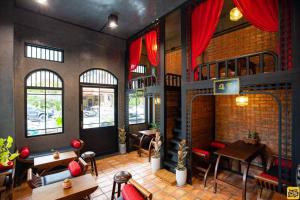 Posezení v ubytování Lynlan Hostel & Cafe