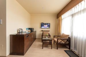 TV a/nebo společenská místnost v ubytování Hotel Thamel