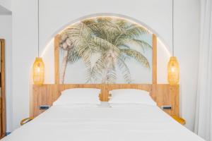 Krevet ili kreveti u jedinici u objektu Drossia Residenza Boutique Hotel Malia