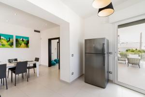 A kitchen or kitchenette at Villa Finibus Terrae