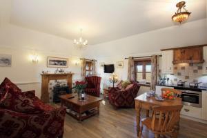 Kuchyň nebo kuchyňský kout v ubytování Smiddy Cottage