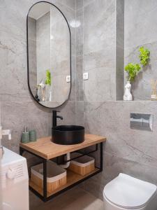 Phòng tắm tại Luxury 2 BD Apartment Ika Marie - Dubrovnik Old Town with Jacuzzi and Parking +52 ảnh