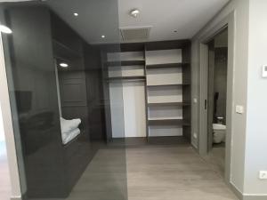 A bathroom at Star of İstanbul Residence