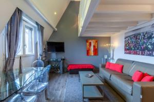 Zdjęcie z galerii obiektu Appartement place Morny - Deauville w mieście Deauville