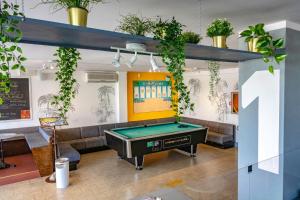 Hotel Morfeo - Young People Hotels biliárdasztala