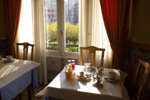 Nápoje v ubytování Hostal Orejas