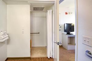 TV a/nebo společenská místnost v ubytování Motel 6-Pendleton, OR
