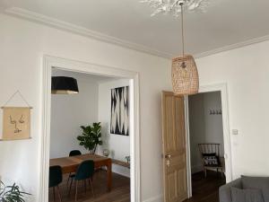 Fotografia z galérie ubytovania Cœur de ville, appartement de caractère v destinácii Nancy + 7 fotografií