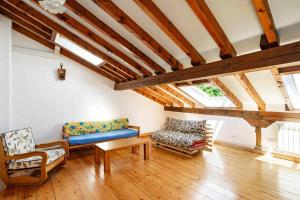 Posezení v ubytování Casa con jardín cerca de la playa El porton