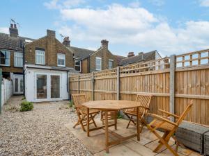 Gallery image of Pass the Keys 3 bed Scandi Heaven minutes from the beach in Whitstable