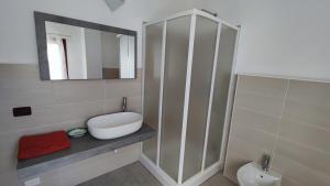 Koupelna v ubytování casa l'Ulivariu affittacamere
