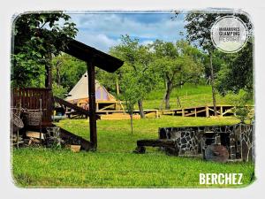 Fotografie z fotogalerie ubytování Glamping Glow Garden v destinaci Berchez