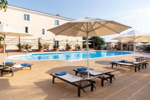 Bazén v ubytování Amalia Hotel Nafplio nebo v jeho okolí