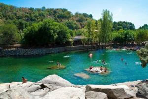 Táj Show holiday homes közelében