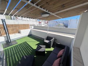Posedenie v ubytovaní GATU PREMIUM Villa Galeona, con terraza chillout privada + 25 fotografií