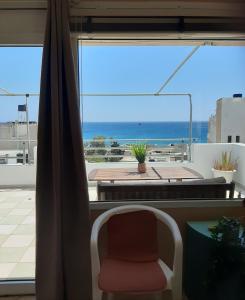 A general sea view or a sea view taken from Az apartmant
