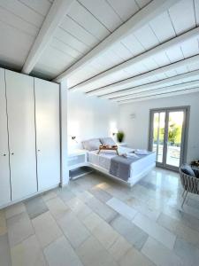 Galeriebild der Unterkunft sun senses luxury Vilas Dione in Piso Livadi