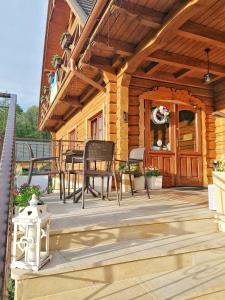 Balkon lub taras w obiekcie Pokoje i Domki Na Szlaku