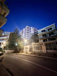 O edifício onde o apartamento está situado