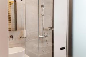 Kúpeľňa v ubytovaní Agora Athens Suites