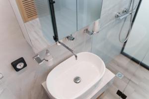 Kúpeľňa v ubytovaní Agora Athens Suites