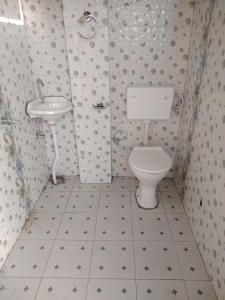 Koupelna v ubytování Pine Wood