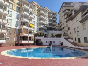 Swimmingpoolen hos eller tæt på Apartamento Oasis La Herradura