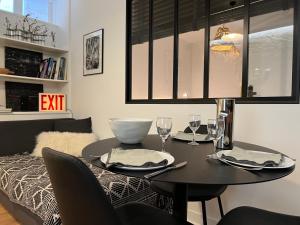 Fotografia z galérie ubytovania Le Cosy Intra - Appt Cocon Parking privé v destinácii Saint Malo