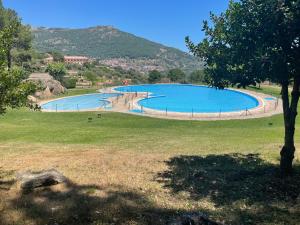 The swimming pool at or close to Casa Artista