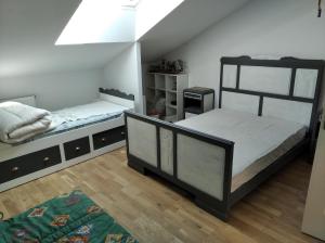 Postel nebo postele na pokoji v ubytování Insolite! Plusieurs Gîtes dans Ferme Equestre