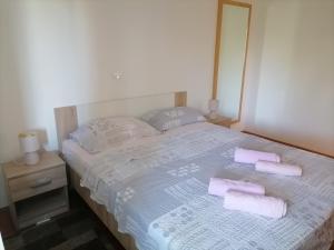 Postel nebo postele na pokoji v ubytování Sem