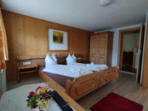 Postel nebo postele na pokoji v ubytování Mooslechnerhof
